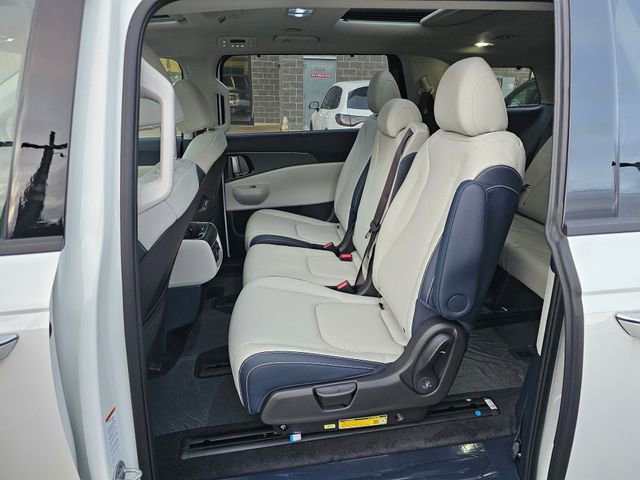 New 2026 Kia Carnival SX Prestige image 13