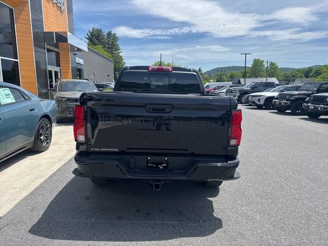 Used 2025 Chevrolet Colorado Z71 AWD/4WD image 5