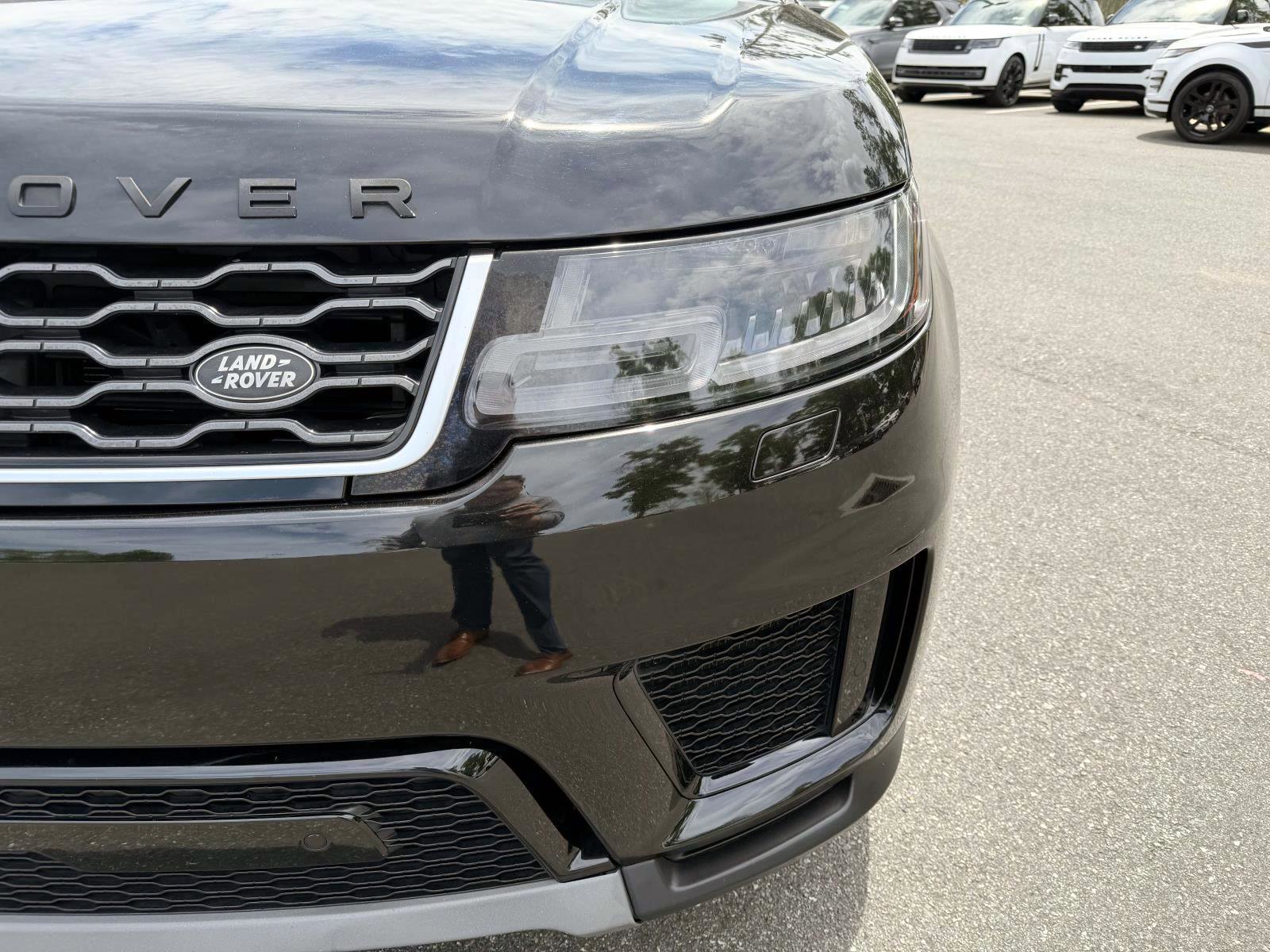 Used 2022 Land Rover Range Rover Sport SE image 9