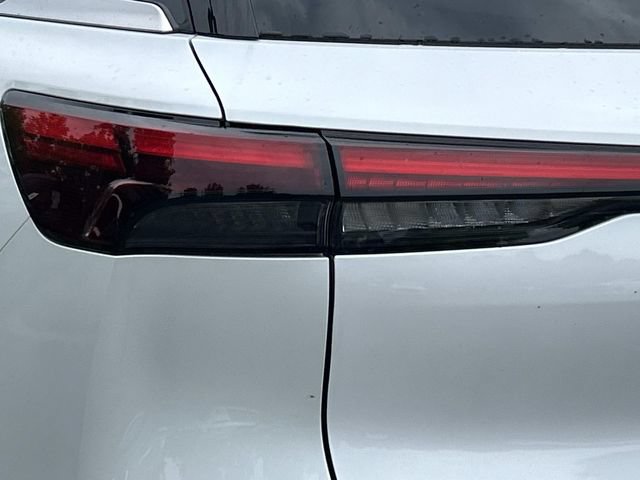 New 2027 INFINITI QX60 Luxe FWD image 12