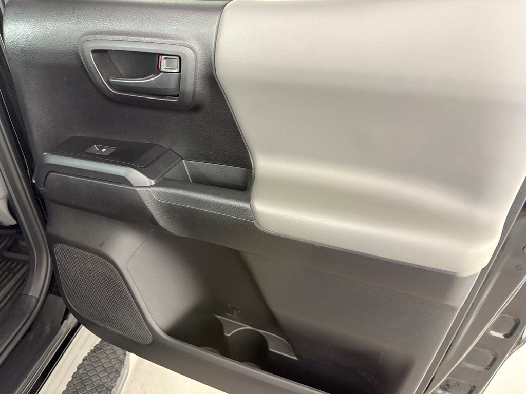 Used 2021 Toyota Tacoma SR w/ SR Convenience Package RWD image 35