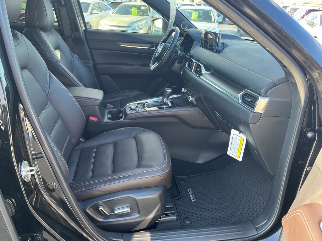 Certified 2025 MAZDA CX-5 Signature image 31