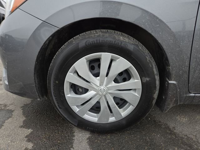 Used 2023 Nissan Versa S image 9