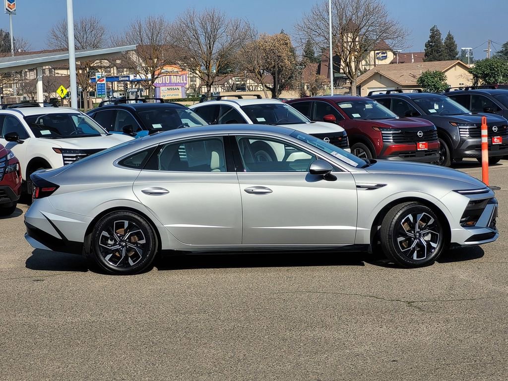 Used 2024 Hyundai Sonata SEL image 4