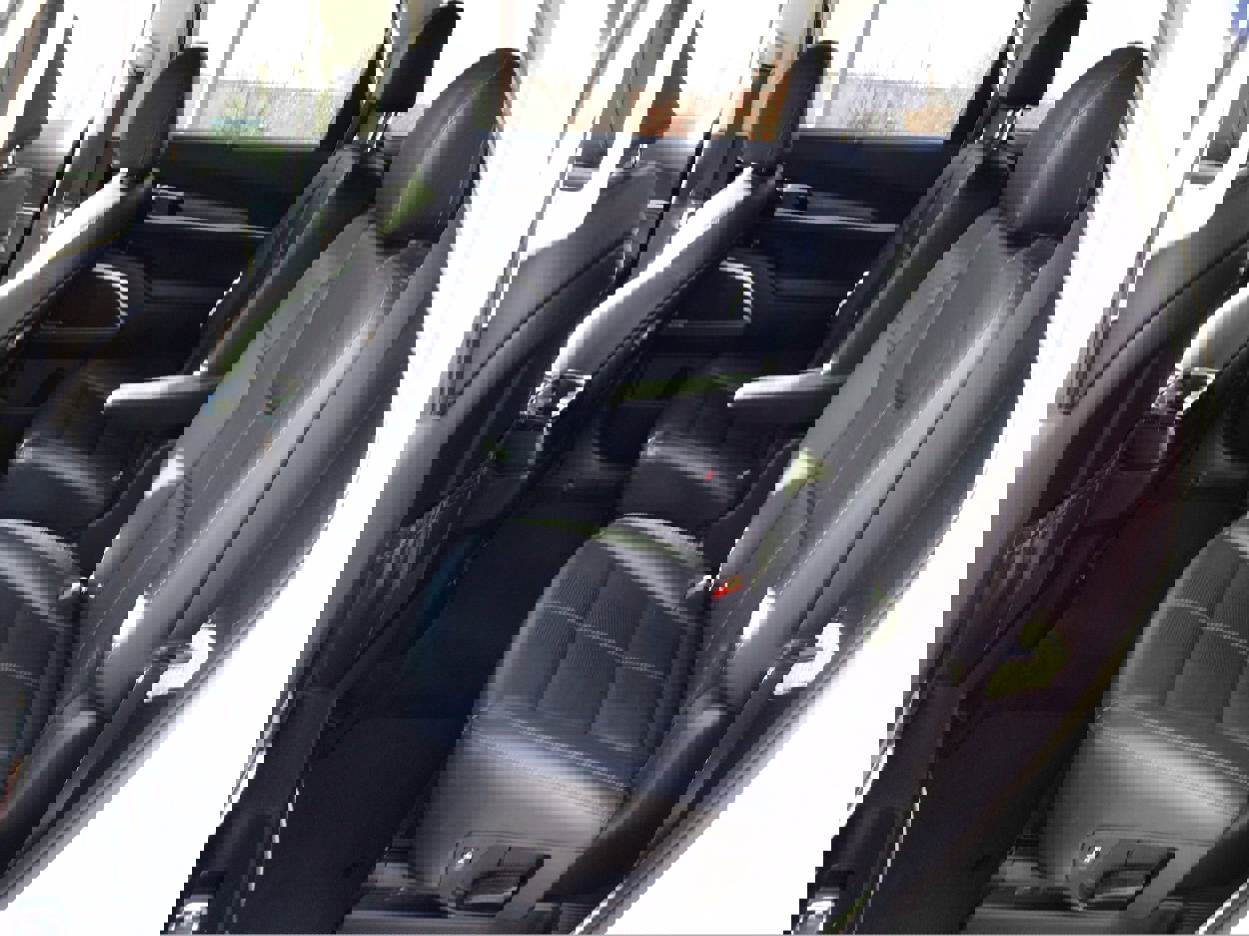 Used 2021 Kia Telluride EX w/ EX Premium Package image 12