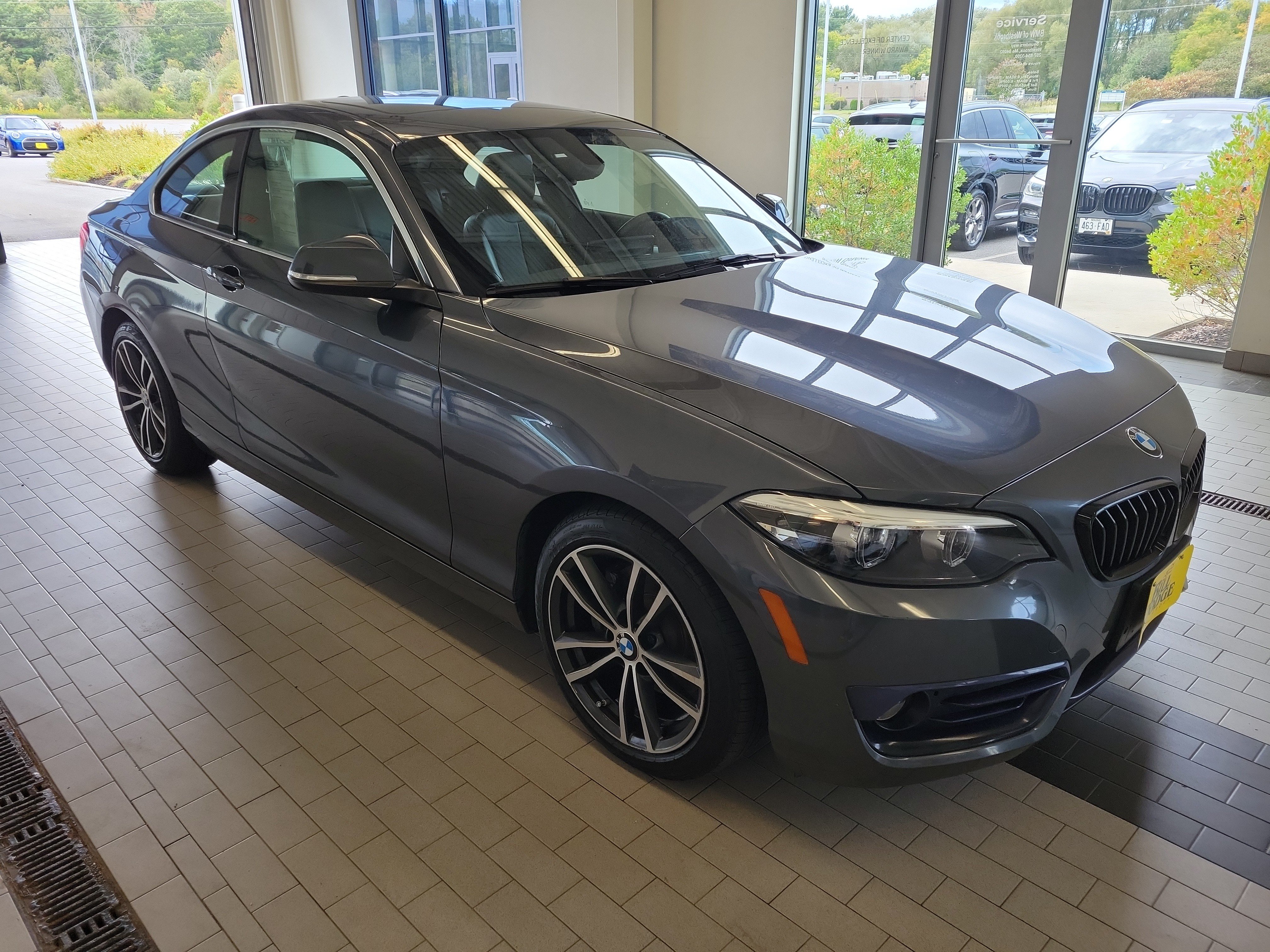 Used 2018 BMW 230i xDrive Coupe AWD/4WD image 3
