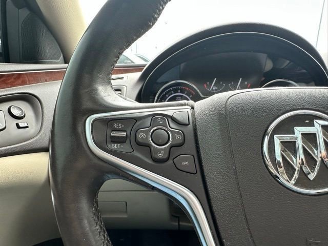 Used 2017 Buick Regal Premium w/ Driver Confidence Package #1 FWD image 36
