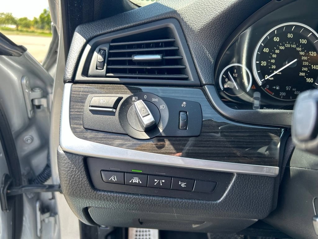 Used 2014 BMW 535i Sedan RWD image 12