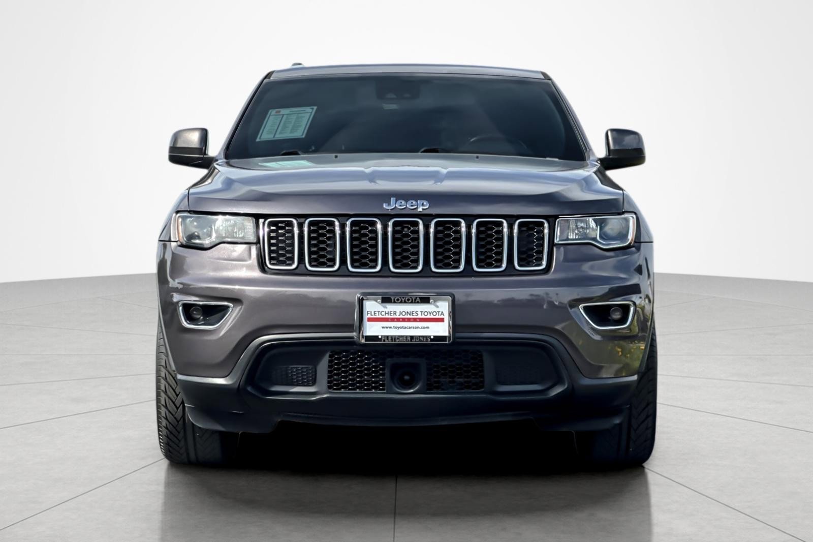 Used 2021 Jeep Grand Cherokee Laredo image 8