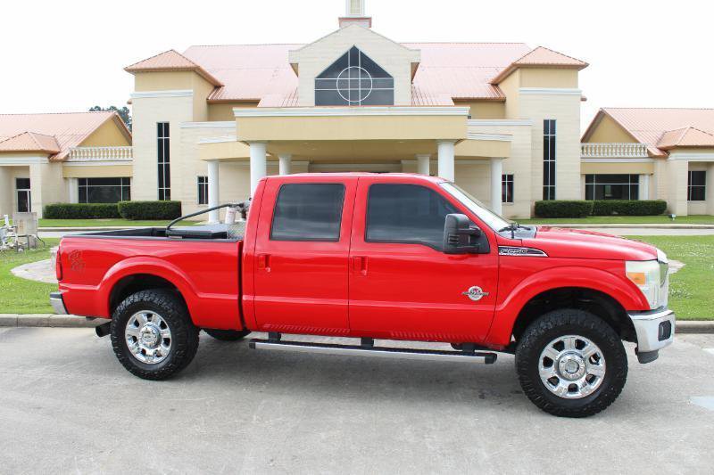Used 2016 Ford F250 XLT w/ XLT Value Package AWD/4WD image 2