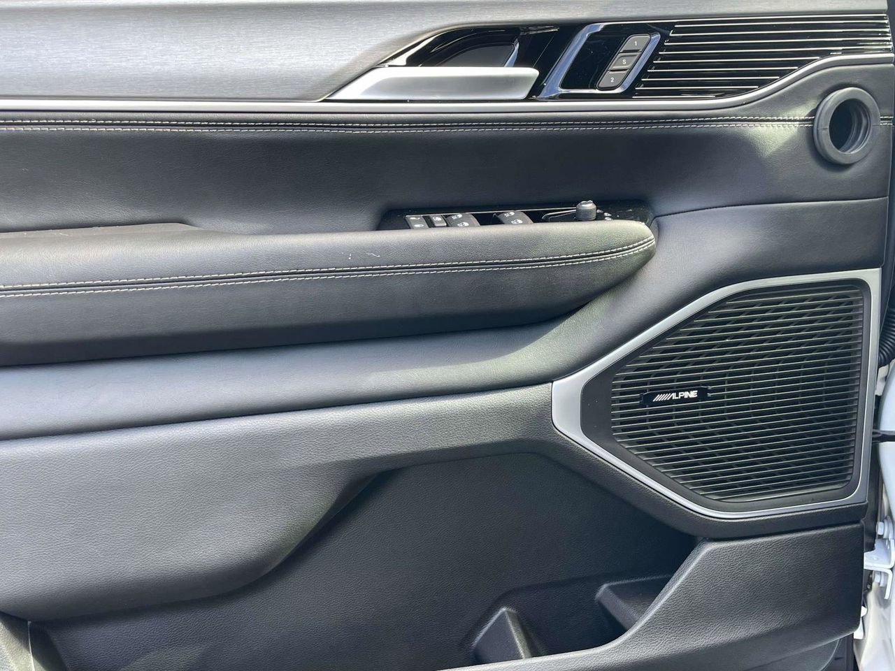 New 2025 Jeep Wagoneer Series II w/ Premium Group I image 27