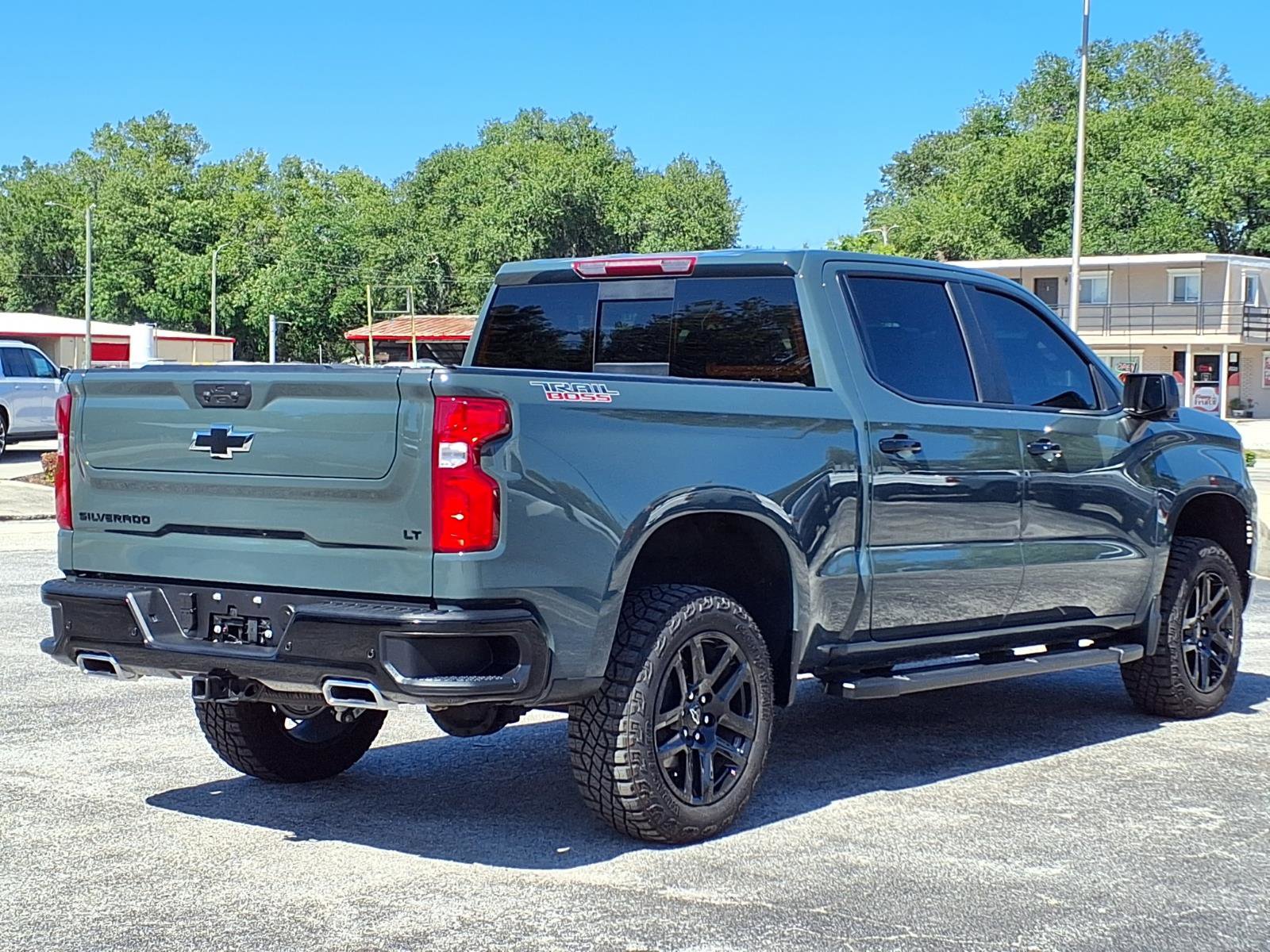Used 2026 Chevrolet Silverado 1500 LT Trail Boss w/ Safety Package AWD/4WD image 4