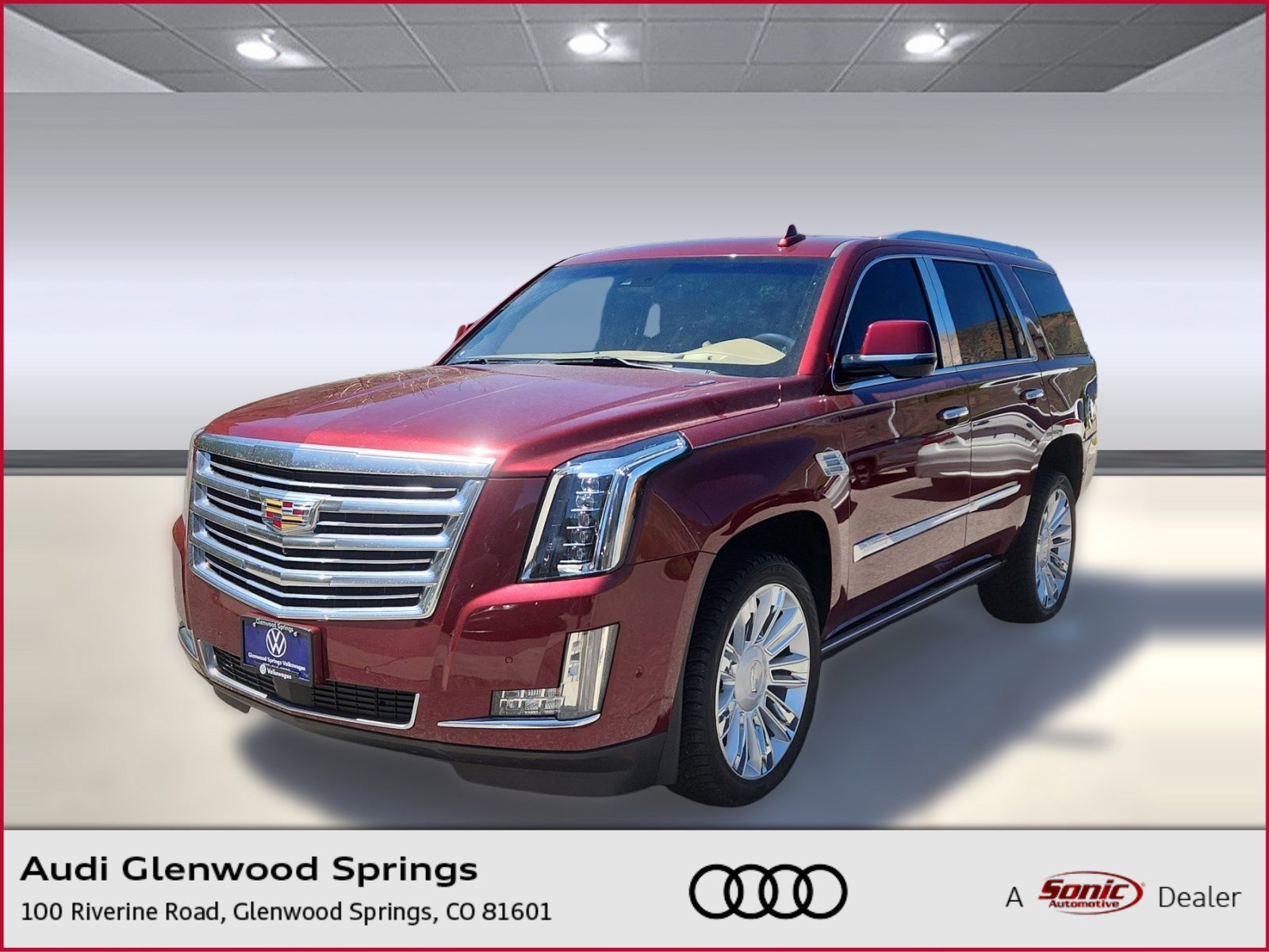 Used 2019 Cadillac Escalade Platinum AWD/4WD image 1