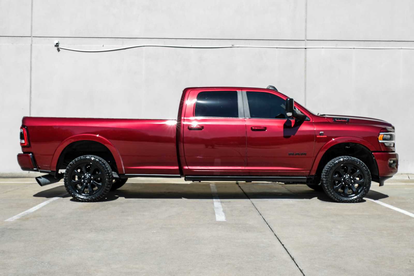 Used 2022 RAM 3500 Laramie AWD/4WD image 8