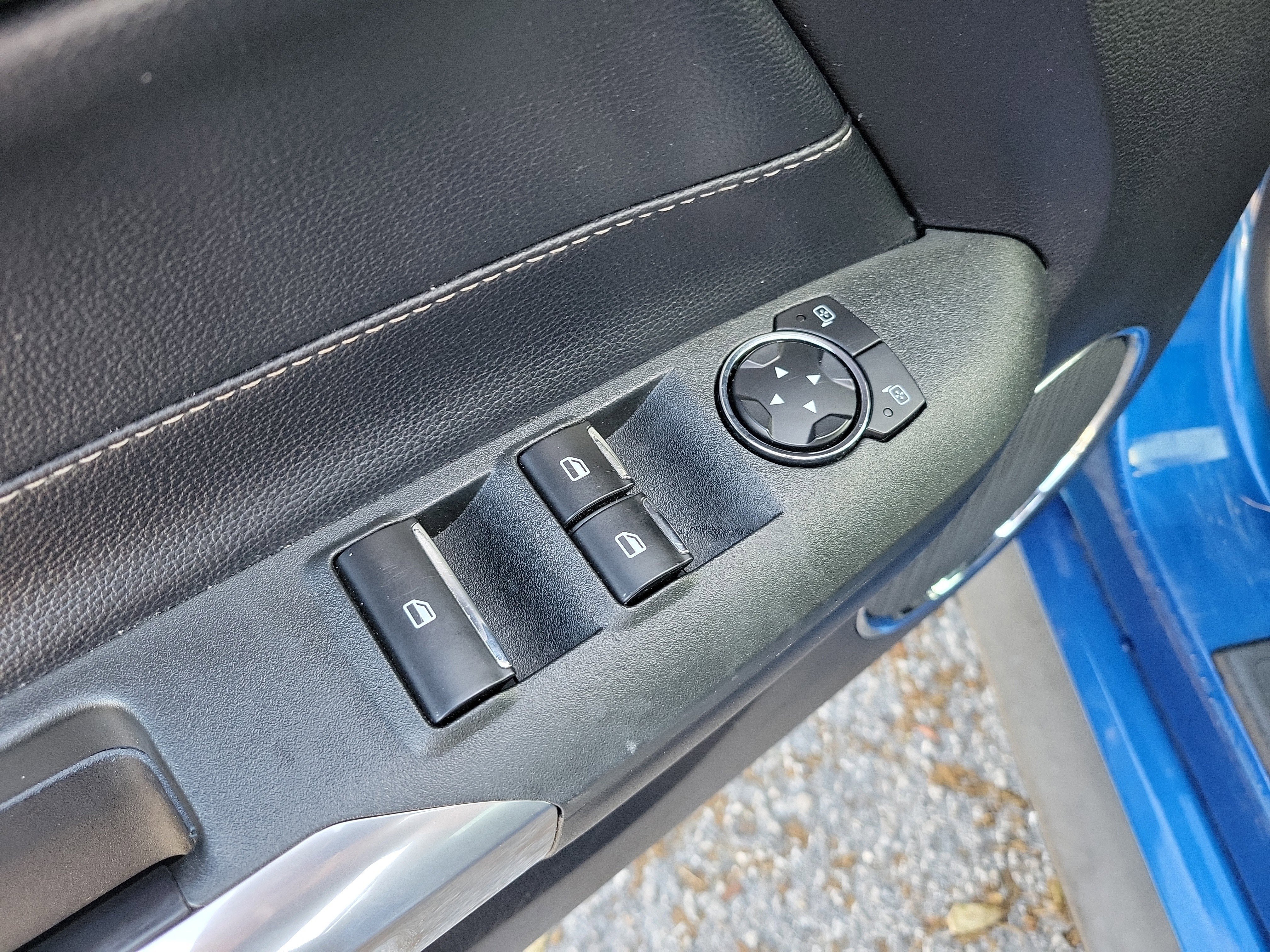 Used 2018 Ford Mustang Premium image 16