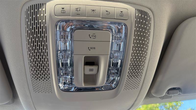 Used 2024 Mercedes-Benz GLE 450e 4MATIC image 45