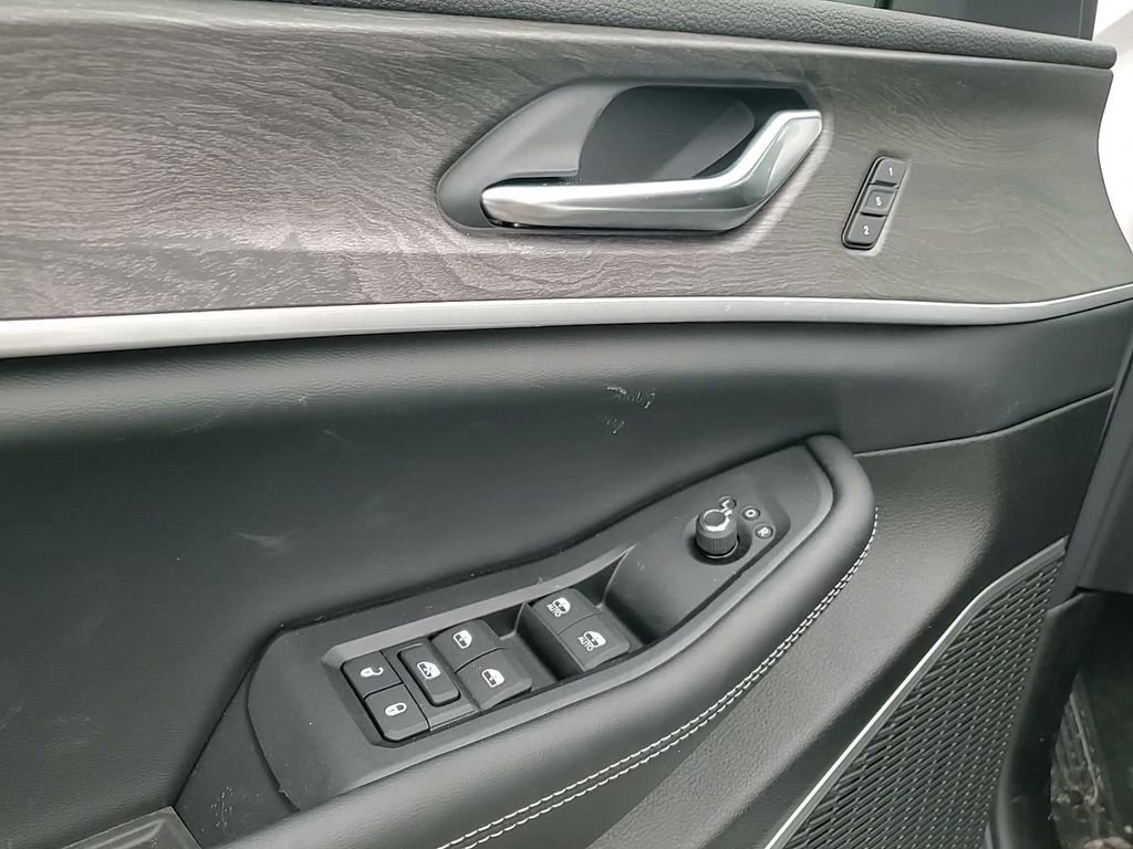 New 2026 Jeep Grand Cherokee Limited w/ Limited Altitude Package image 25