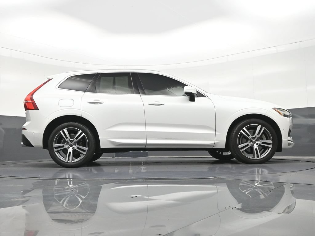 Used 2018 Volvo XC60 T6 Momentum w/ Advanced Package AWD/4WD image 27