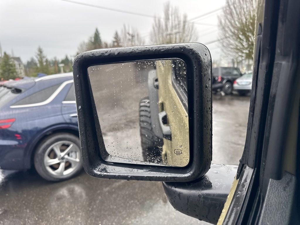 Used 2025 Jeep Wrangler Unlimited Rubicon image 40