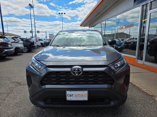 Used 2022 Toyota RAV4 LE AWD/4WD image 2