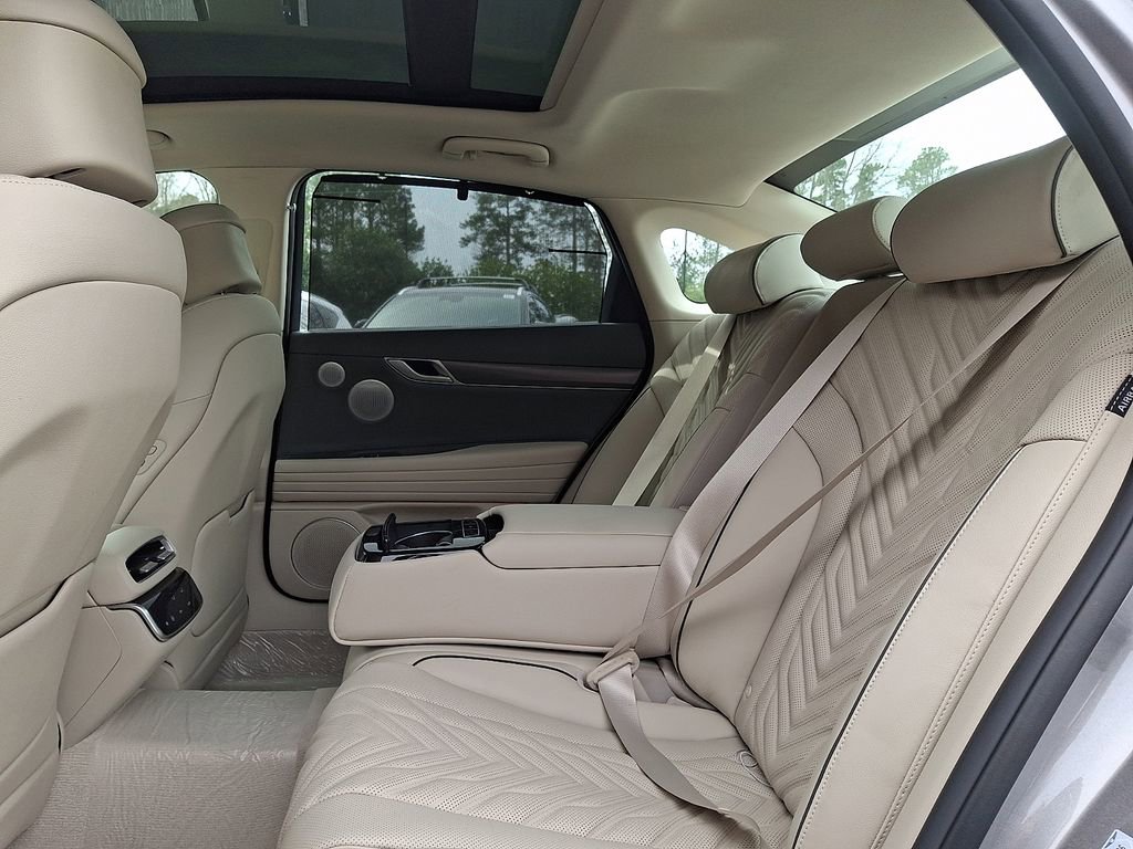 Used 2025 Genesis G80 3.5T Sport image 18