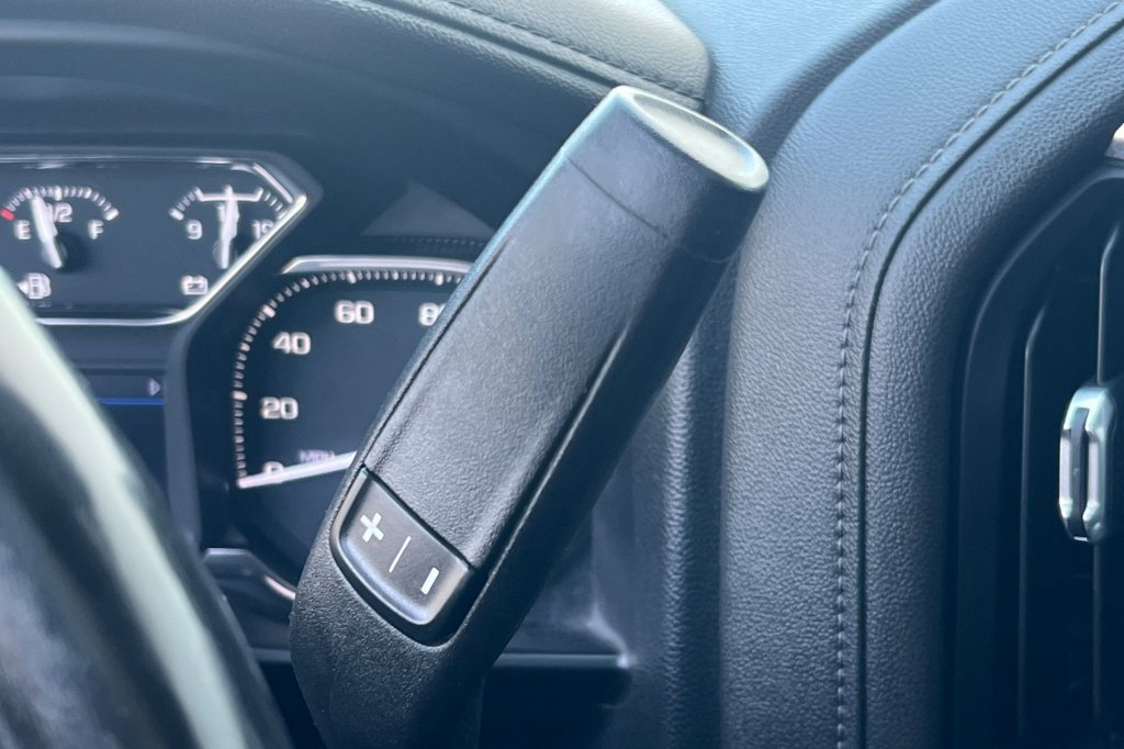 Used 2022 GMC Sierra 3500 SLT w/ SLT Preferred Package image 18