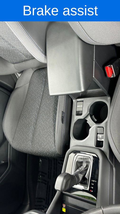 Certified 2025 Subaru Forester Premium AWD/4WD image 38