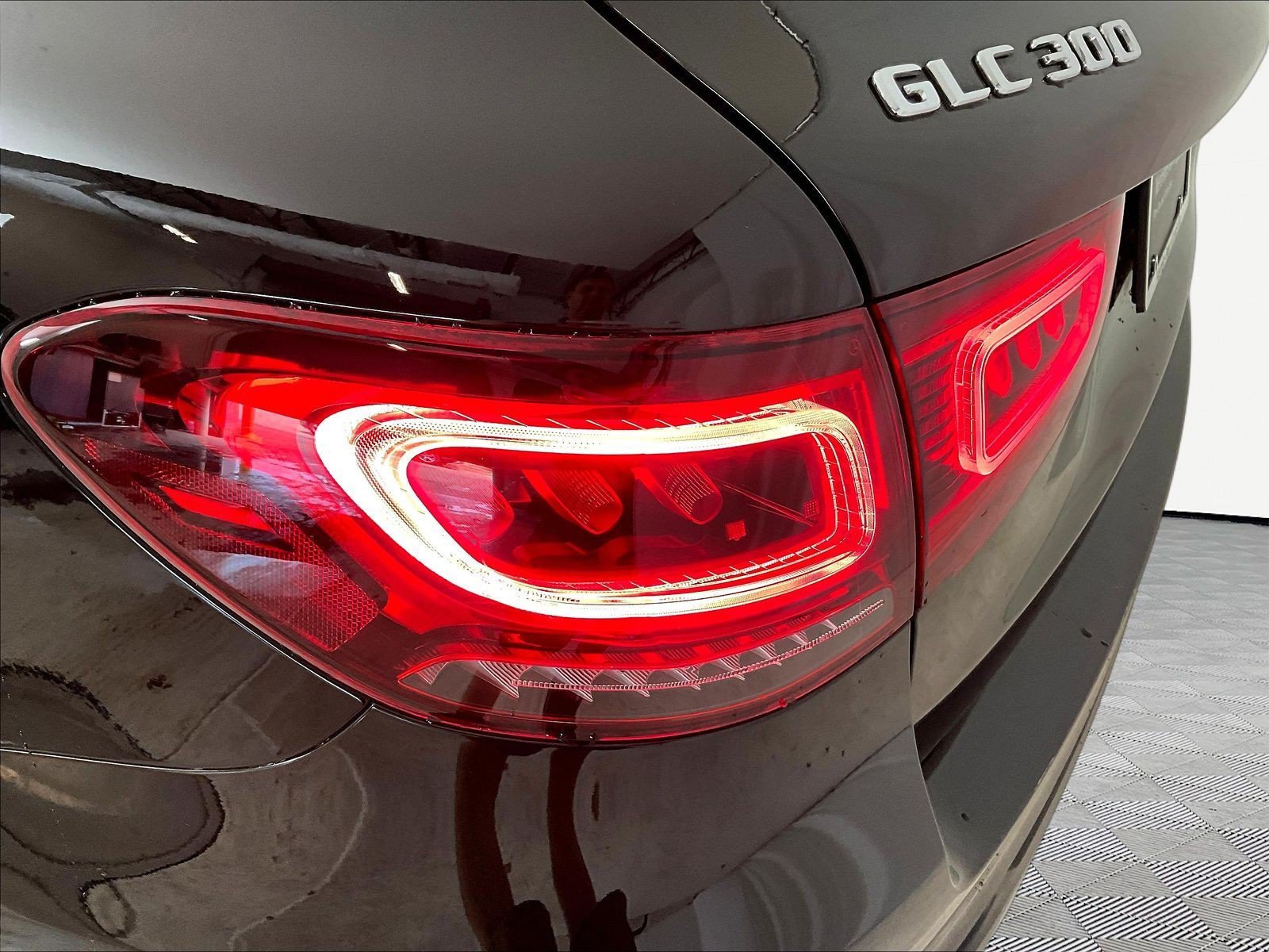 Certified 2022 Mercedes-Benz GLC 300 4MATIC image 23
