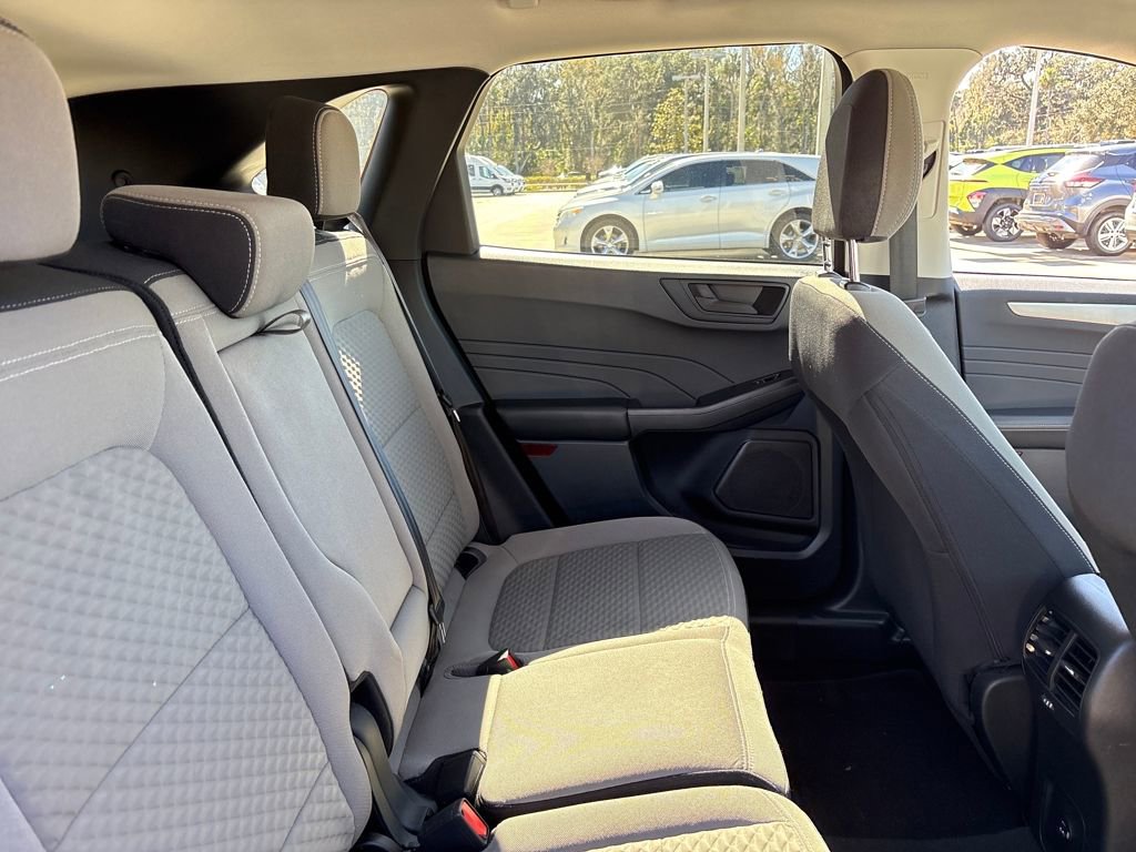 Used 2022 Ford Escape SE w/ Convenience Package image 27