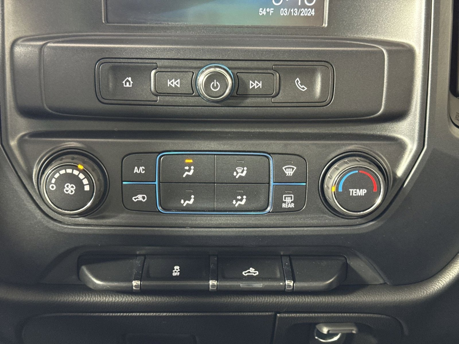 Used 2016 Chevrolet Silverado 1500 Custom w/ Custom Convenience Package image 19