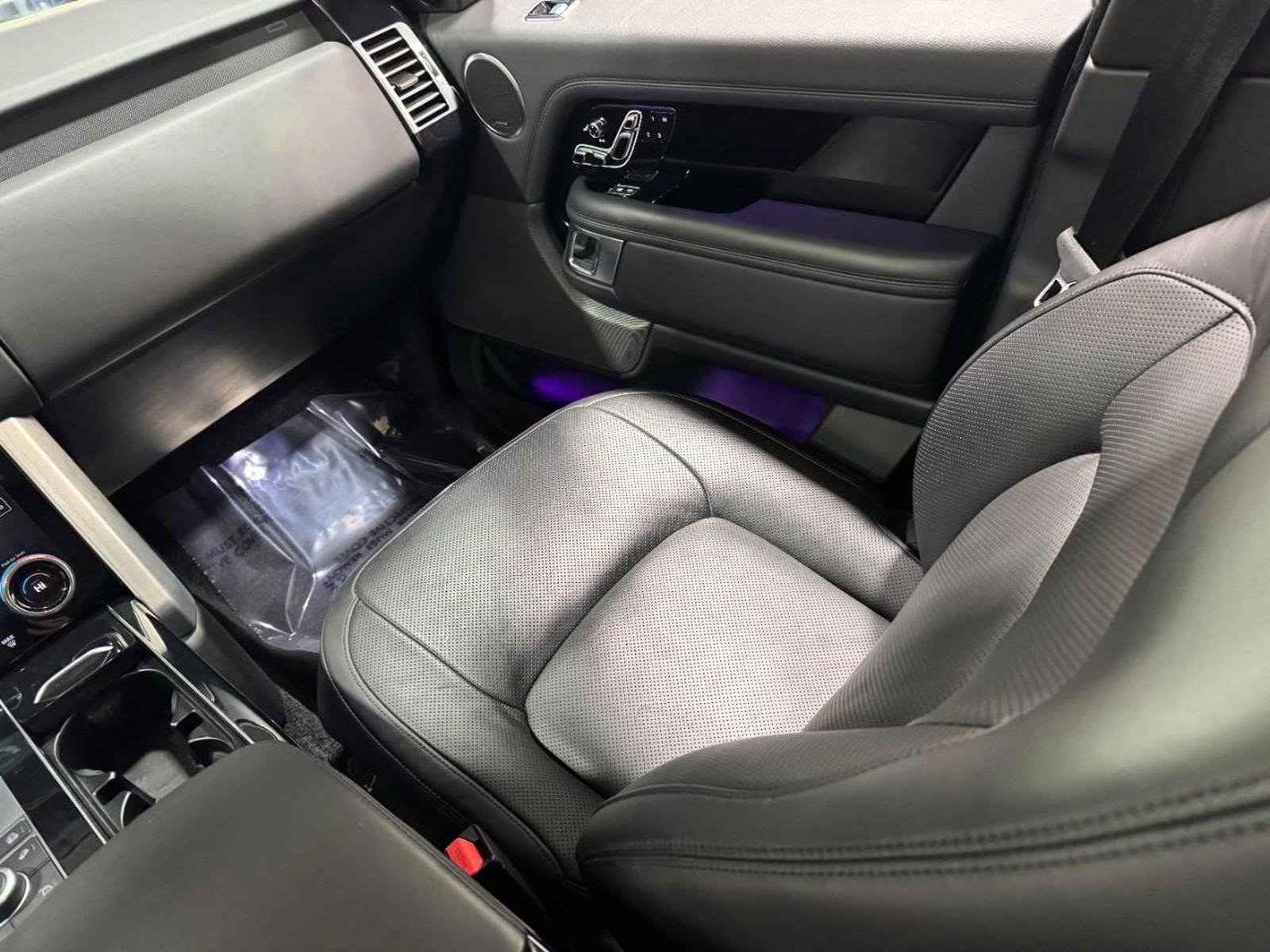 Used 2021 Land Rover Range Rover P525 Westminster Edition image 18