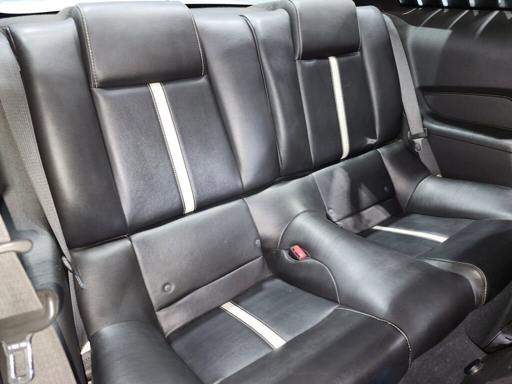 Used 2010 Ford Mustang GT RWD image 23