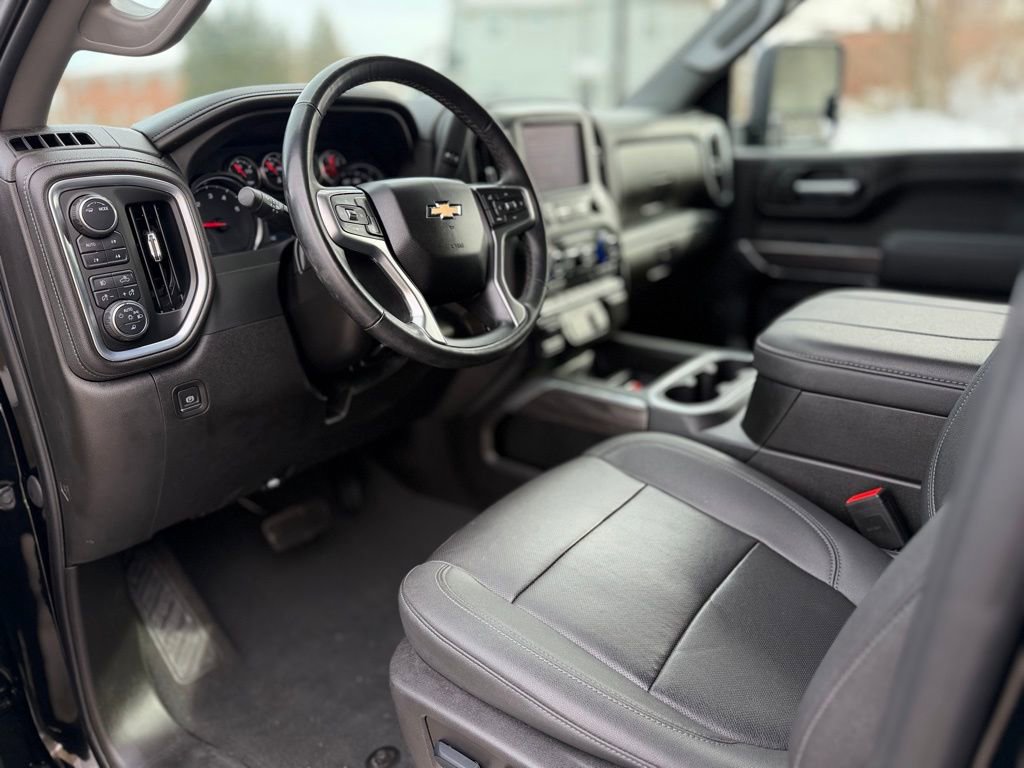 Used 2023 Chevrolet Silverado 2500 LTZ w/ LTZ Convenience Package image 12