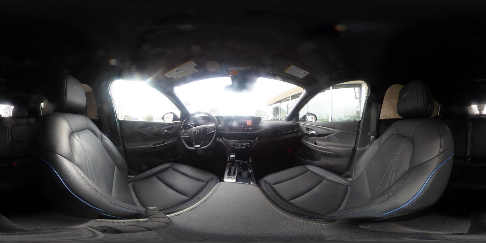 Used 2025 Buick Envista Sport Touring image 42