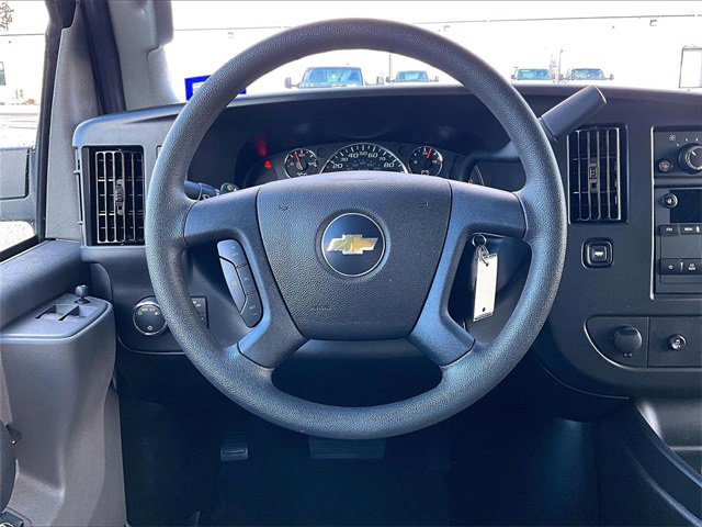 Used 2025 Chevrolet Express 3500 LS image 15