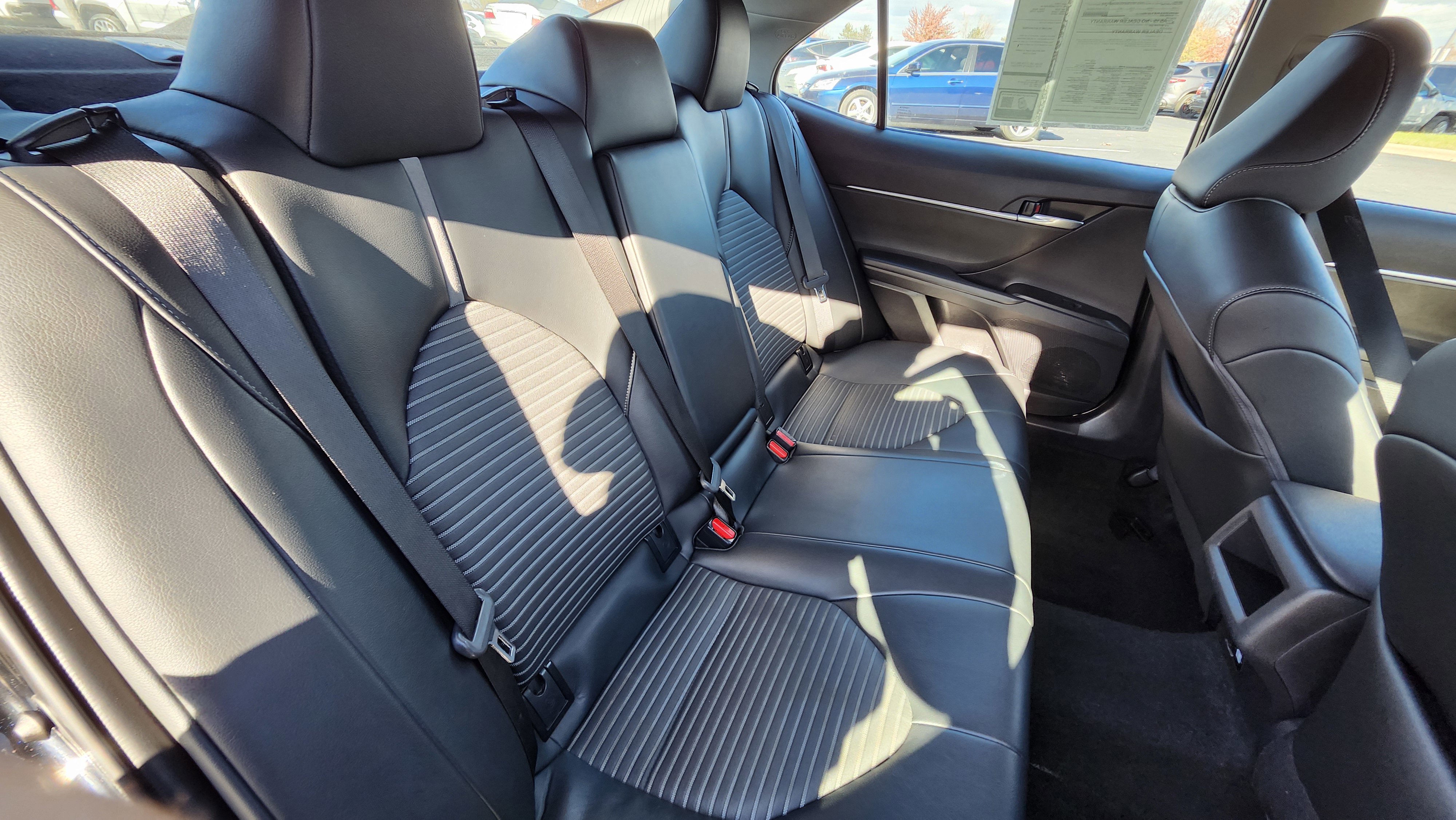 Used 2023 Toyota Camry SE image 16