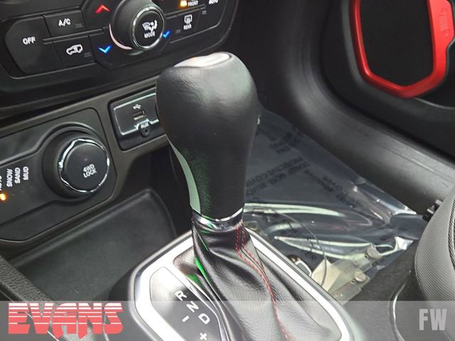 Used 2023 Jeep Renegade Latitude w/ Sun/Sound Group image 9