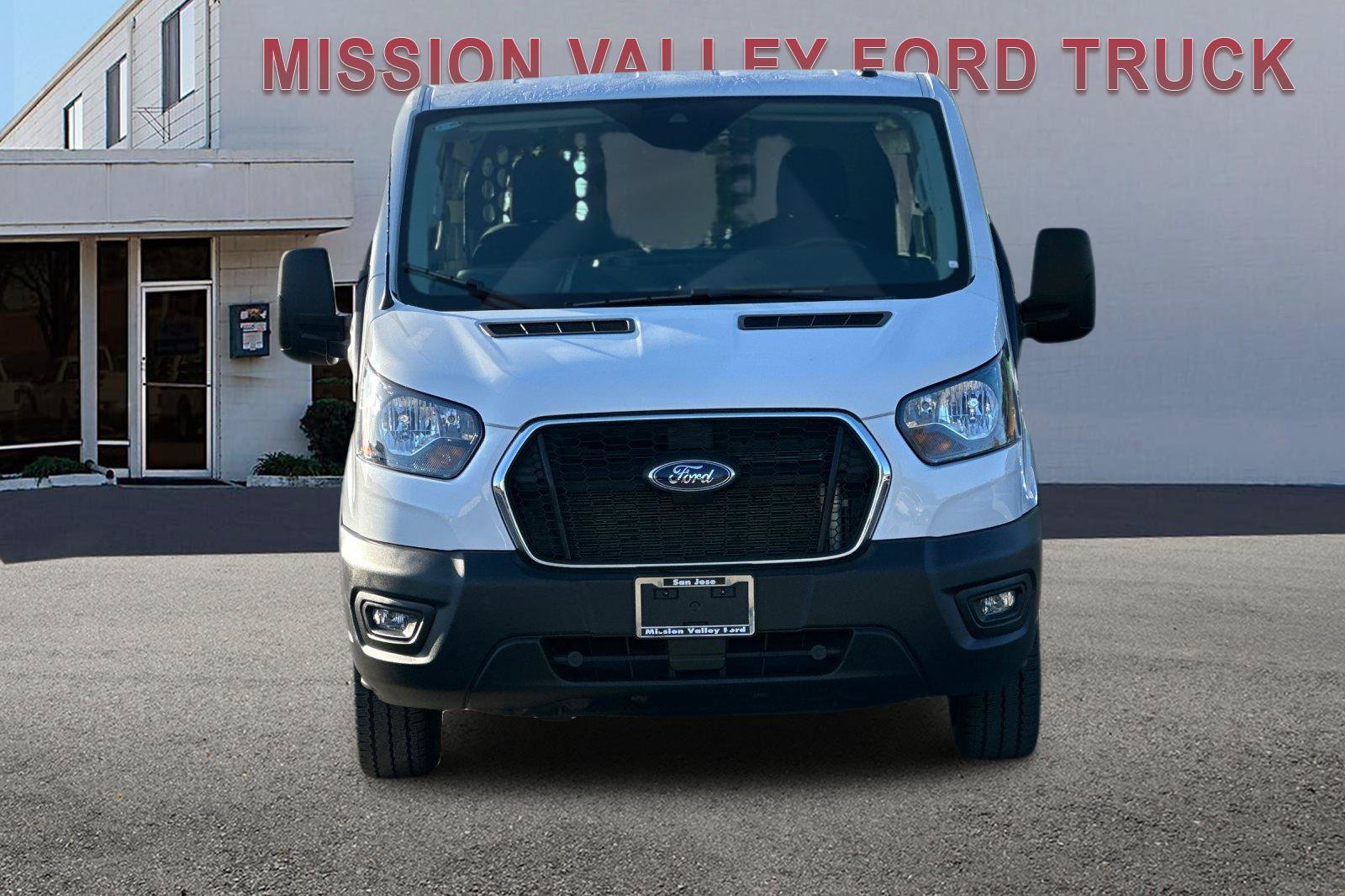 Used 2025 Ford Transit 250 Low Roof w/ Exterior Upgrade Package RWD image 9