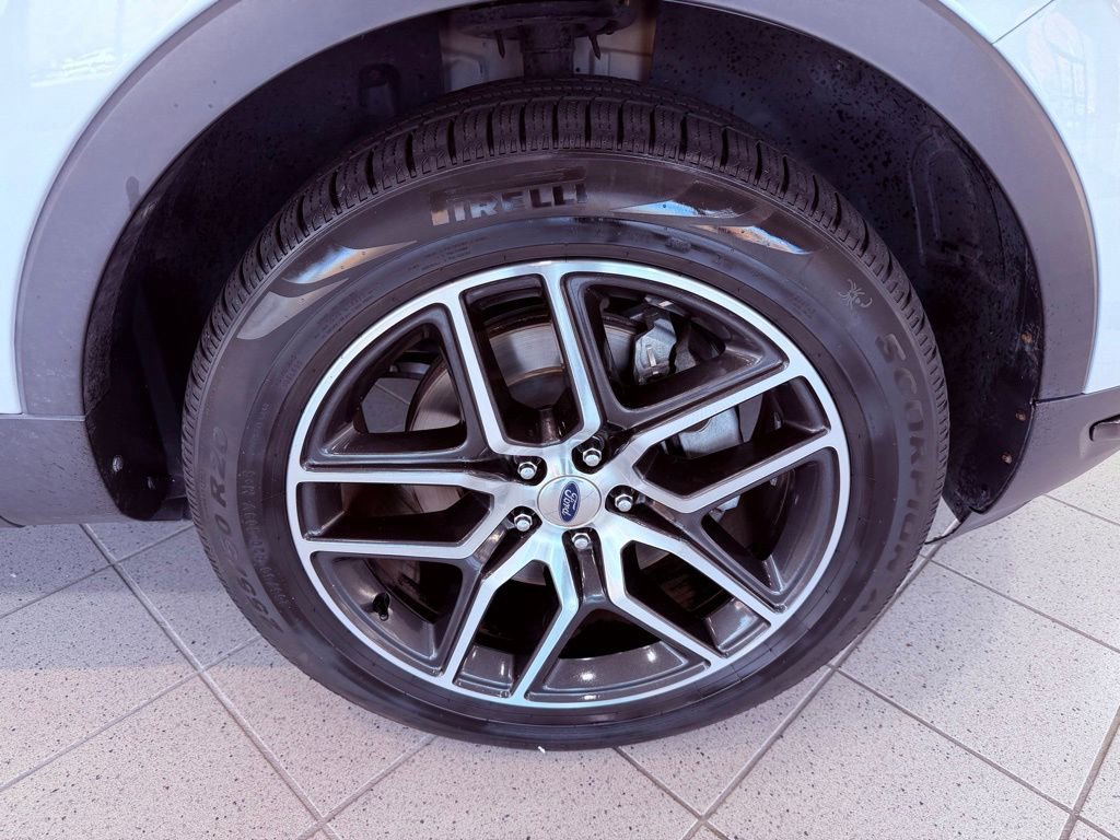 Used 2019 Ford Explorer Sport w/ Equipment Group 401A image 17