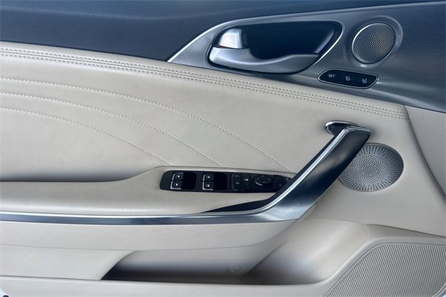 Used 2022 Kia Stinger GT2 image 11