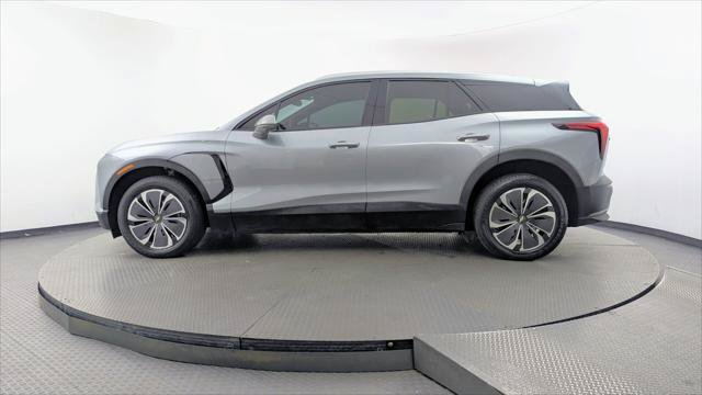Used 2024 Chevrolet Blazer EV LT AWD/4WD image 3