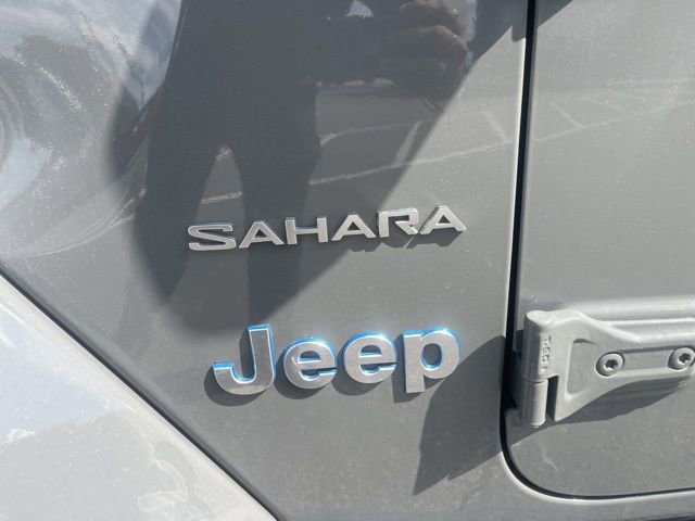 Used 2021 Jeep Wrangler Unlimited Sahara w/ Cold Weather Group image 6