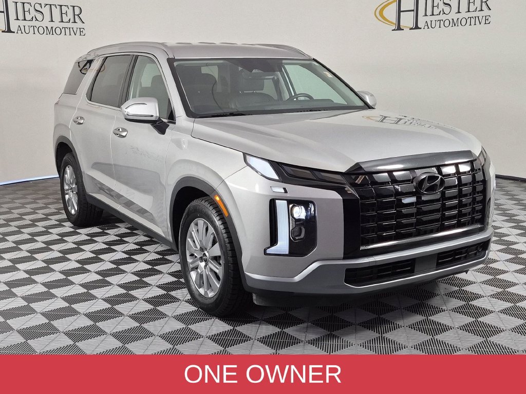 Used 2024 Hyundai Palisade SEL FWD image 2