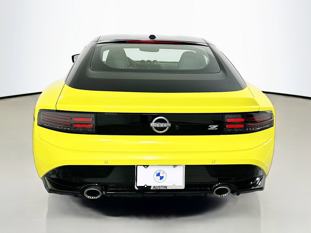 Used 2023 Nissan Z w/ Floor Mat Package (L93) RWD image 6