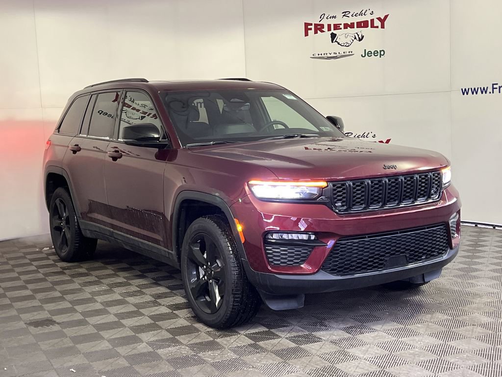 New 2025 Jeep Grand Cherokee Limited w/ Black Appearance Package image 3