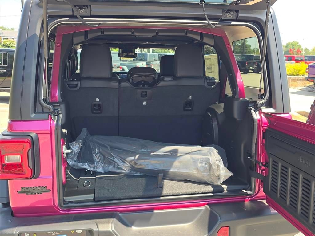 New 2026 Jeep Wrangler Unlimited Rubicon 392 AWD/4WD image 8