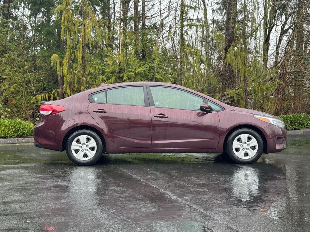 Used 2018 Kia Forte LX FWD image 17