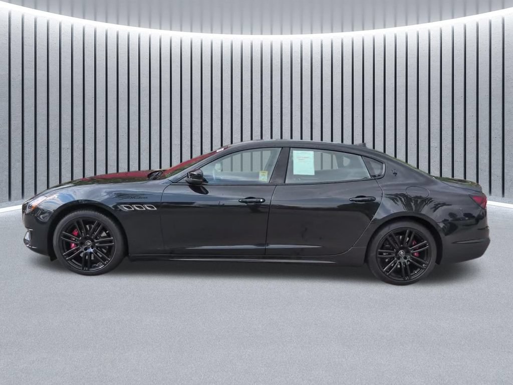Used 2023 Maserati Quattroporte Modena Q4 AWD/4WD image 17