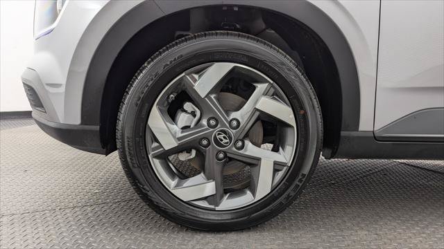 Used 2026 Hyundai Venue SEL FWD image 30