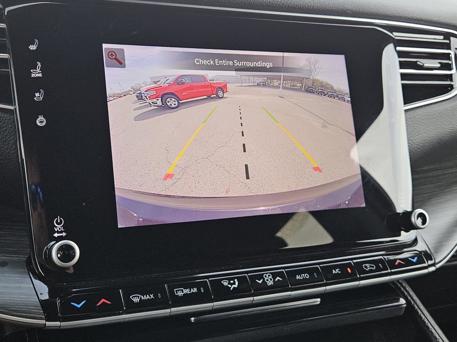 Used 2024 Jeep Wagoneer L Series II w/ Flexible Seating Group image 17